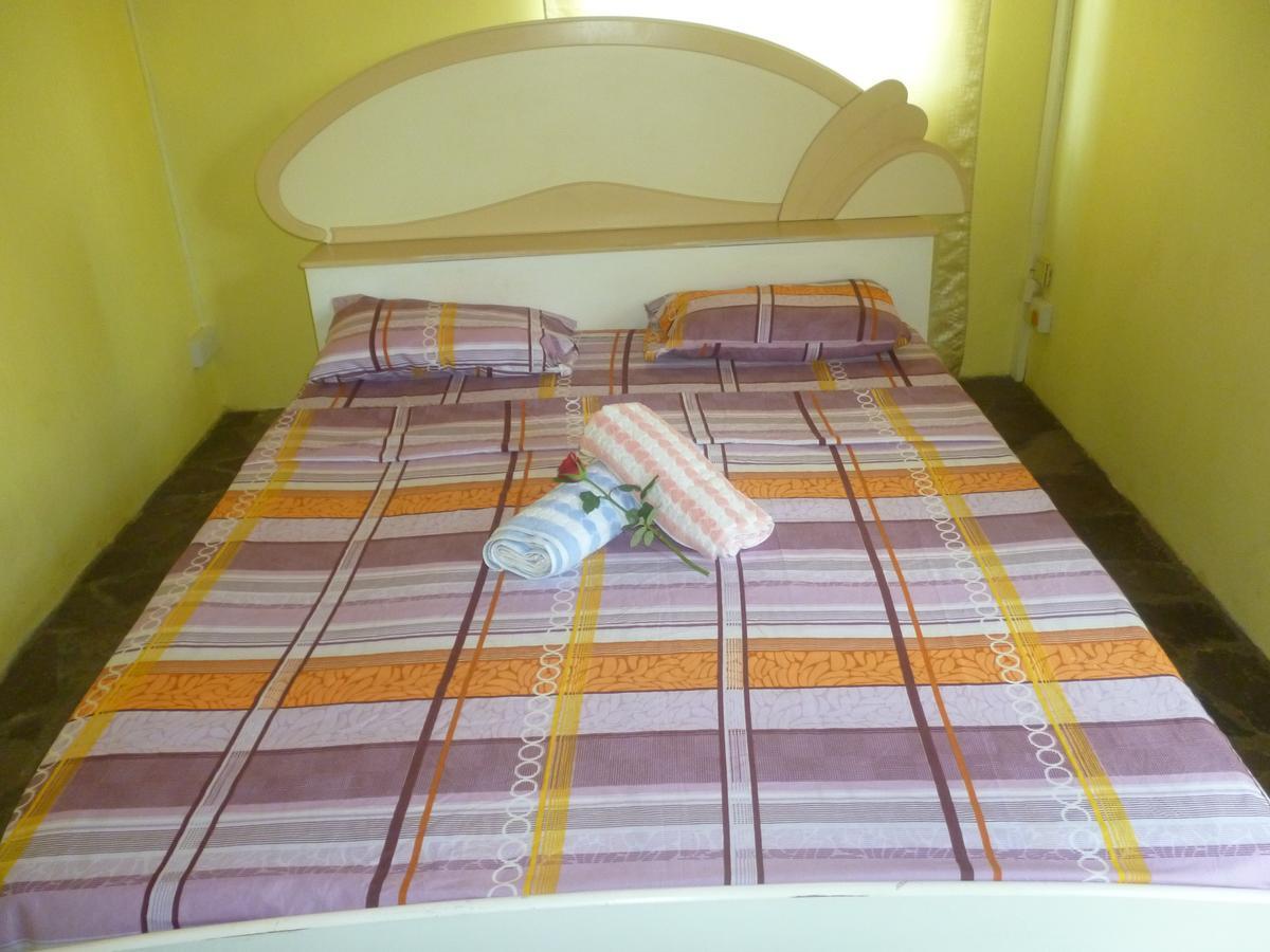 Bed and Breakfast Chez Clenya à La Ferme Extérieur photo